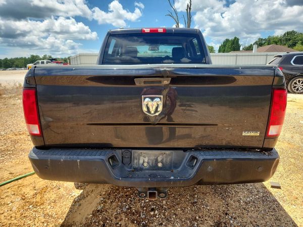 2016 RAM 1500 ST