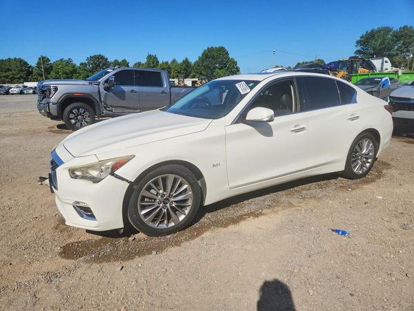 2018 INFINITI Q50