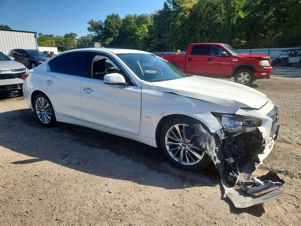 2018 INFINITI Q50