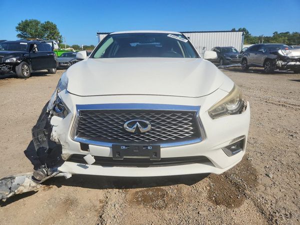 2018 INFINITI Q50
