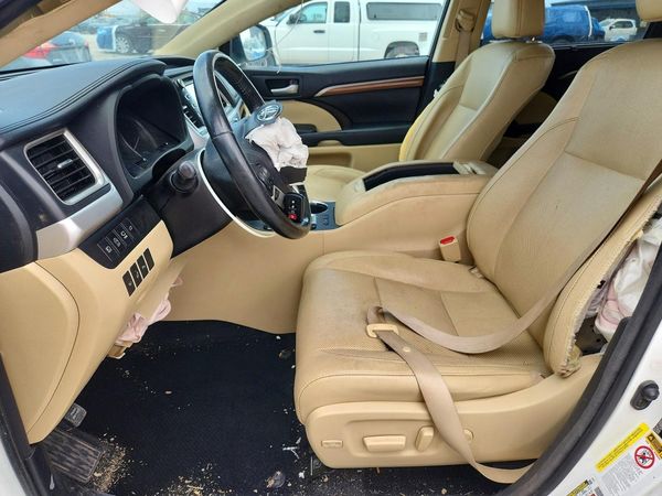 2017 TOYOTA HIGHLANDER
