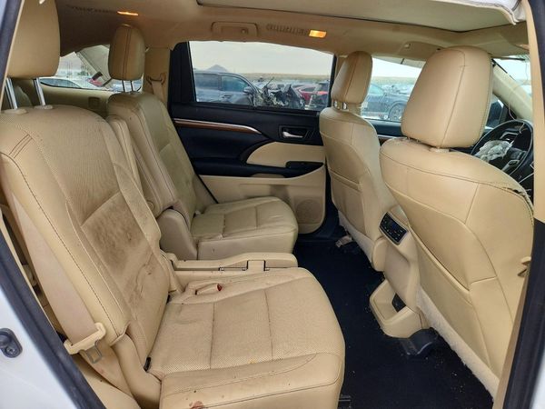 2017 TOYOTA HIGHLANDER