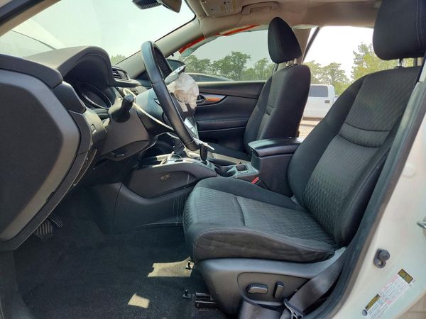 2019 NISSAN ROGUE — DENT