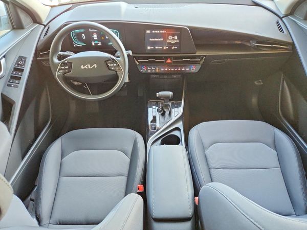 2026 KIA NIRO LX