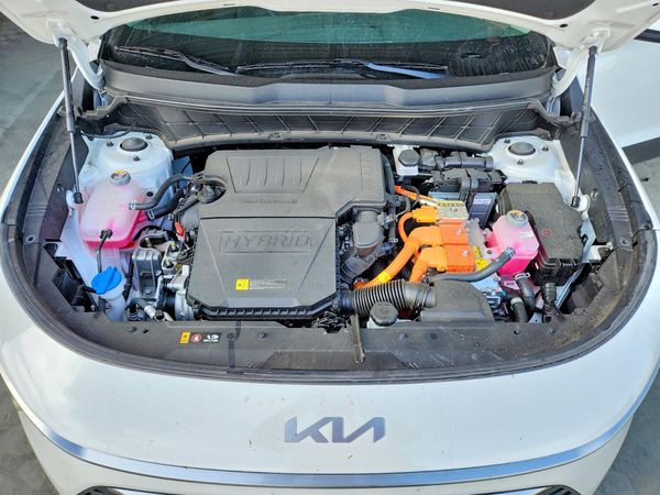 2026 KIA NIRO LX