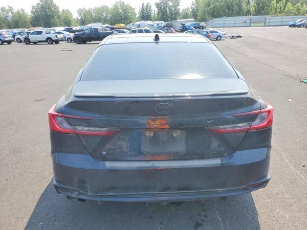 2025 TOYOTA CAMRY