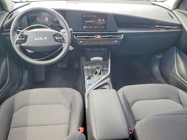2026 KIA NIRO LX