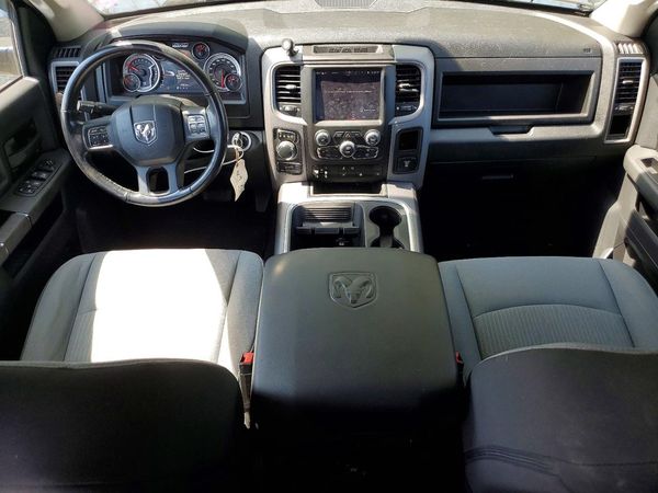 2023 RAM 1500 CLASSIC Tradesman