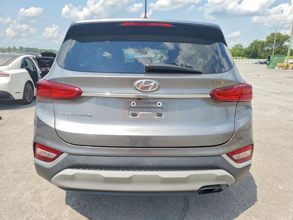 2019 HYUNDAI SANTA FE SE