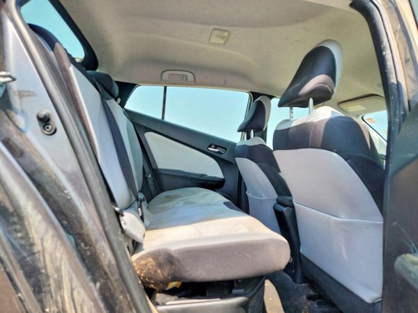 2017 TOYOTA PRIUS