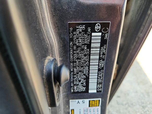 2017 TOYOTA PRIUS