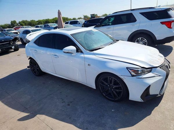 2017 LEXUS IS 300