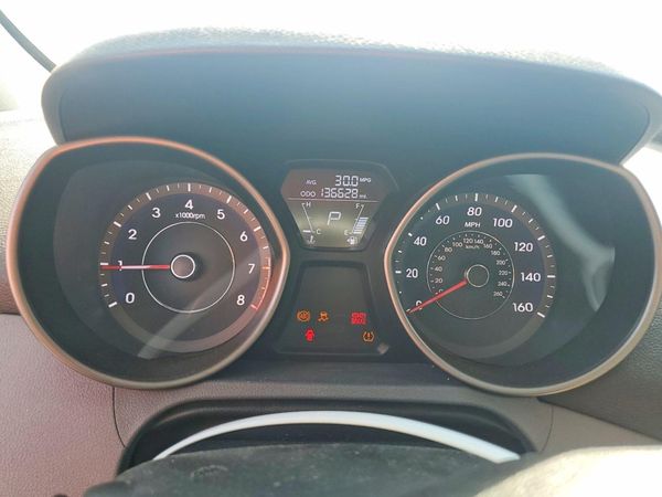 2013 HYUNDAI ELANTRA
