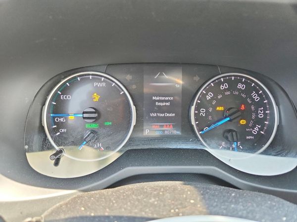 2021 TOYOTA RAV4 XLE HV