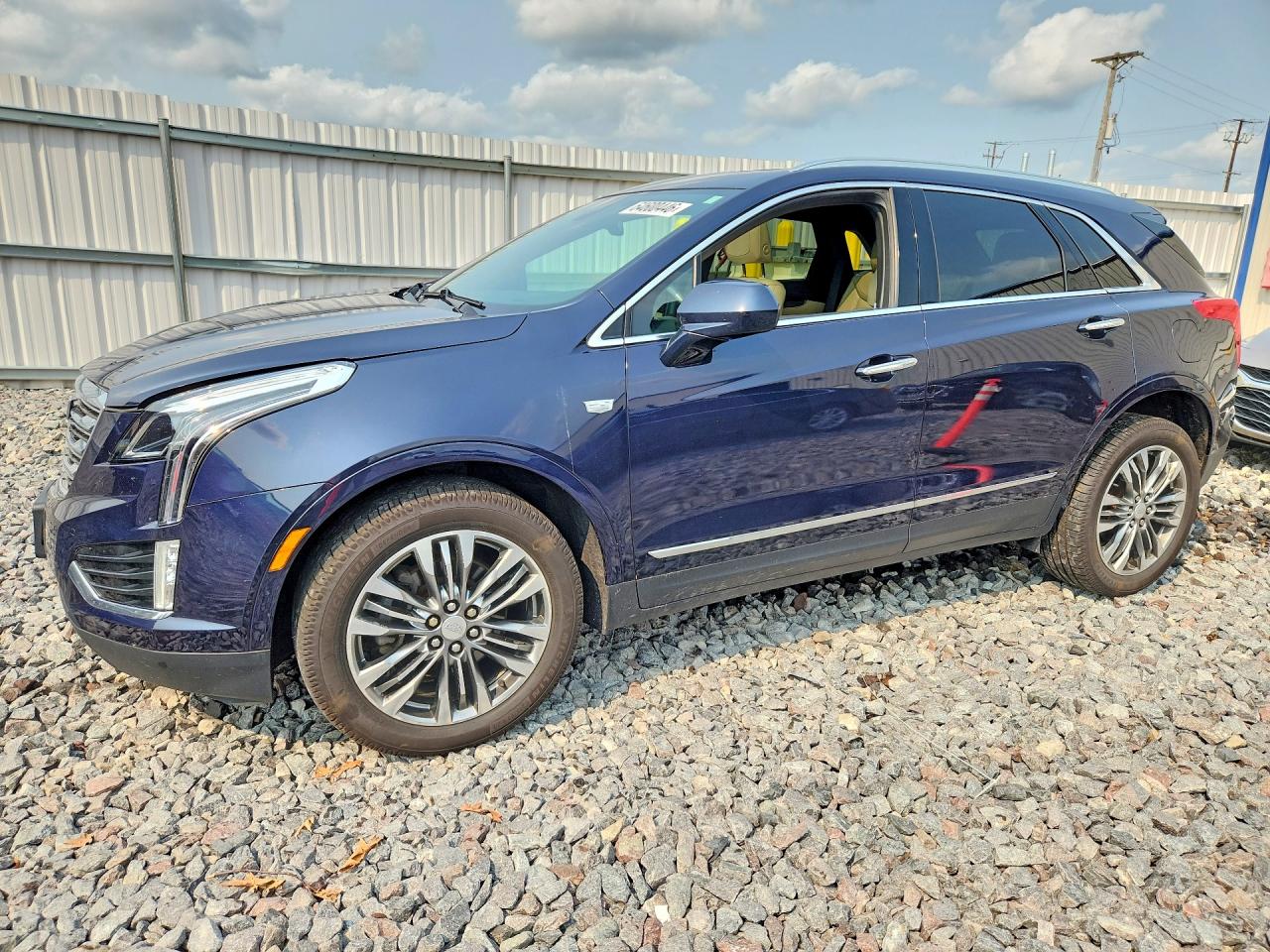 2017 CADILLAC XT5