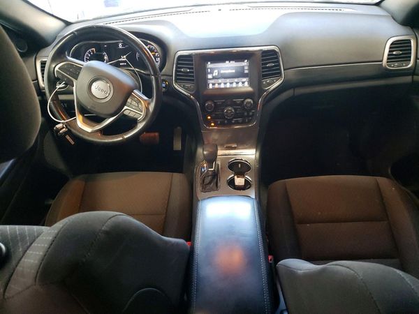 2020 JEEP GRAND CHEROKEE Laredo