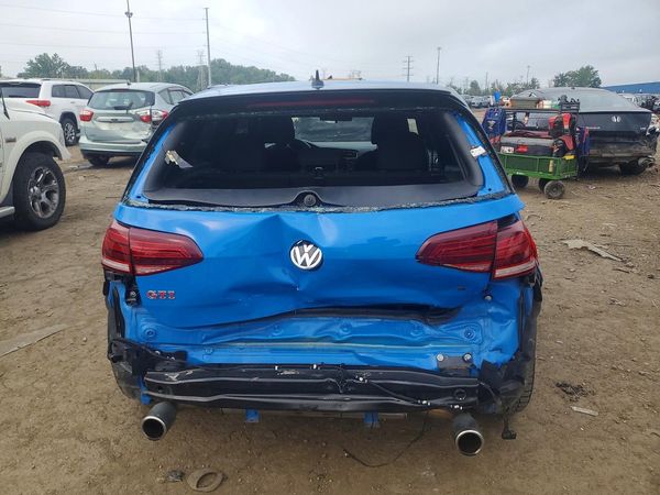 2019 VOLKSWAGEN GTI
