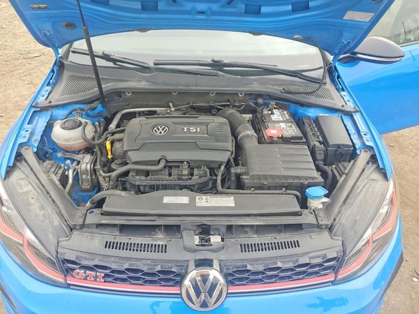 2019 VOLKSWAGEN GTI