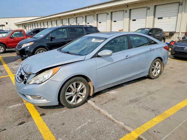 2013 HYUNDAI SONATA