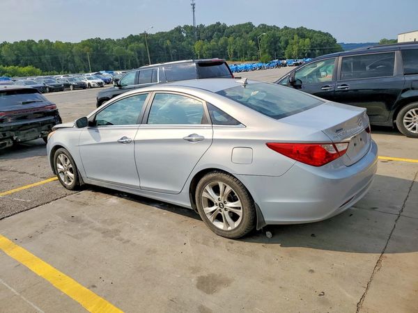 2013 HYUNDAI SONATA