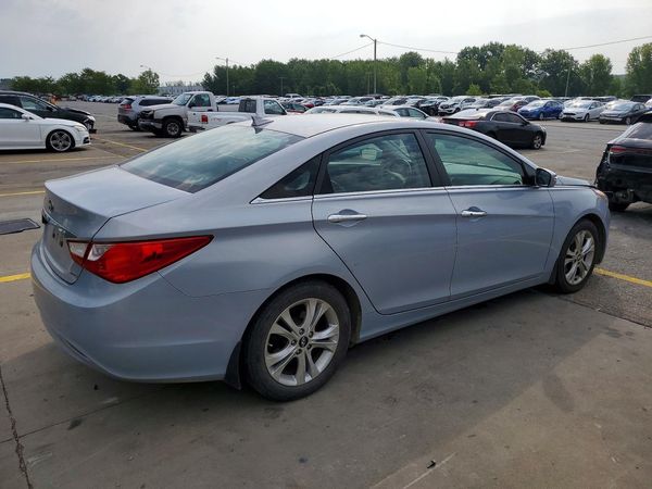 2013 HYUNDAI SONATA