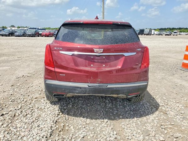2017 CADILLAC XT5 Platinum