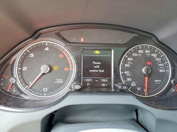 2014 AUDI Q5