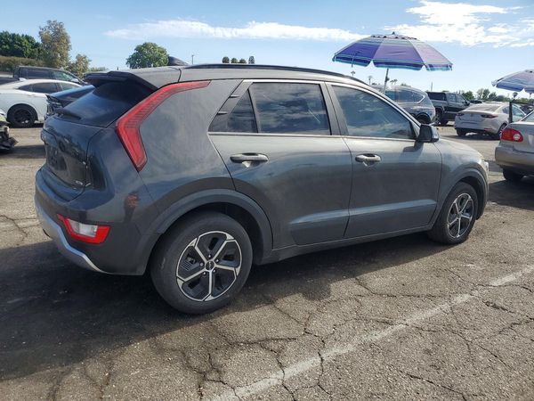 2024 KIA NIRO EX