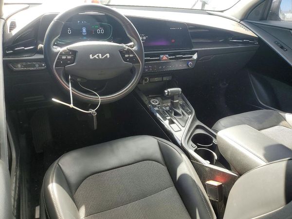 2024 KIA NIRO EX
