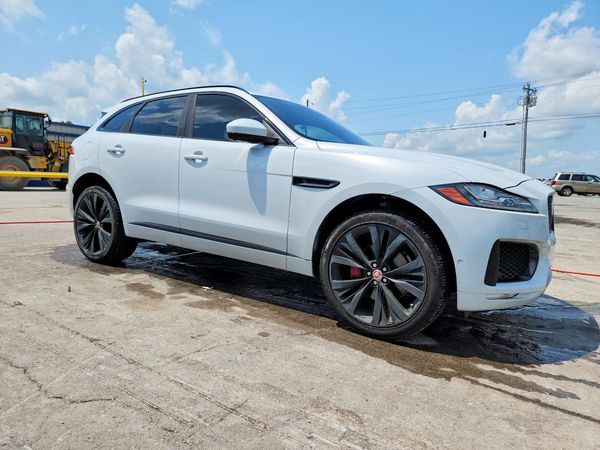 2017 JAGUAR F-PACE S
