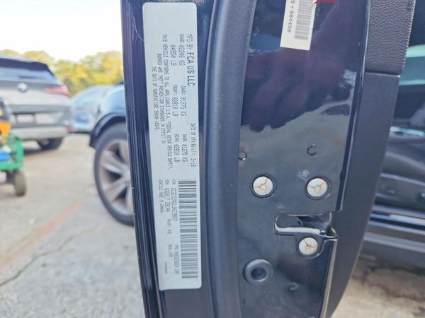 2018 DODGE CHALLENGER SXT — VINS