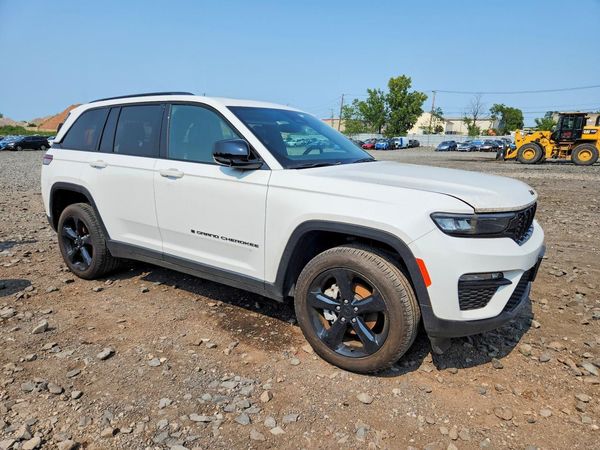 2024 JEEP CHEROKEE Limited — Passenger 3/4
