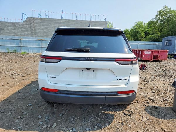 2024 JEEP CHEROKEE Limited — DIRR