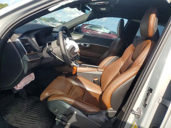 2024 VOLVO XC90 Ultimate Bright