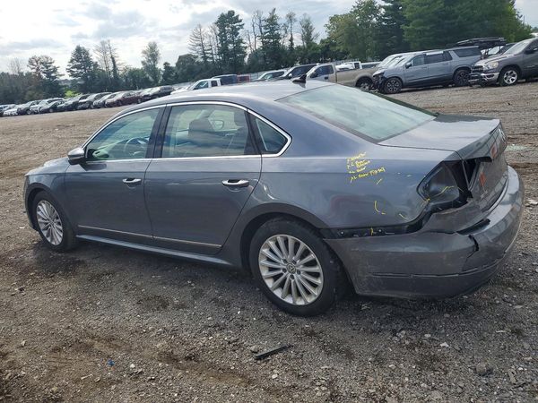 2017 VOLKSWAGEN PASSAT
