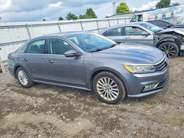 2017 VOLKSWAGEN PASSAT