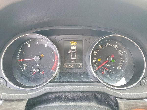2017 VOLKSWAGEN PASSAT