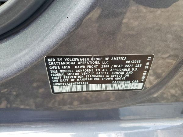 2017 VOLKSWAGEN PASSAT