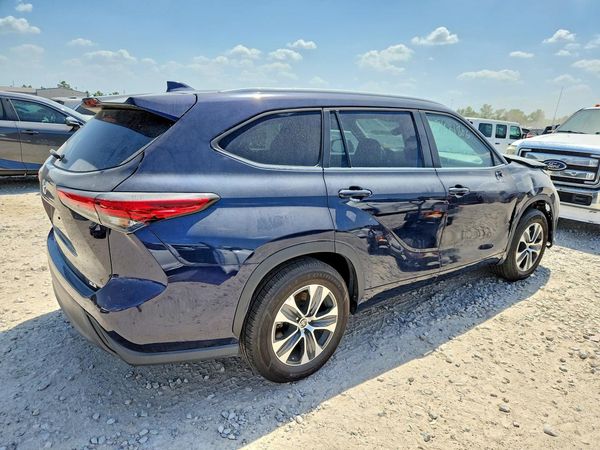 2023 TOYOTA HIGHLANDER