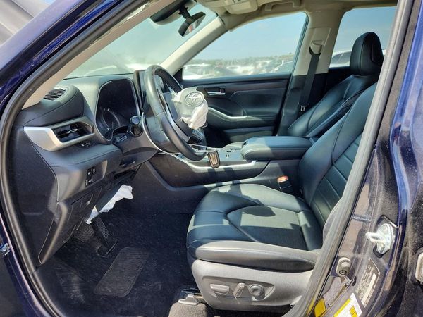 2023 TOYOTA HIGHLANDER
