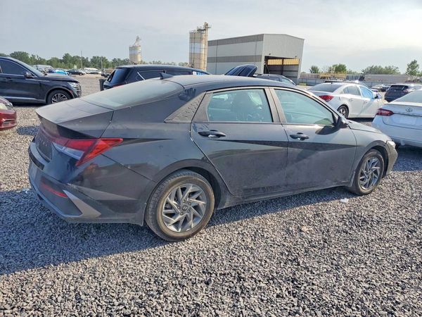 2024 HYUNDAI ELANTRA