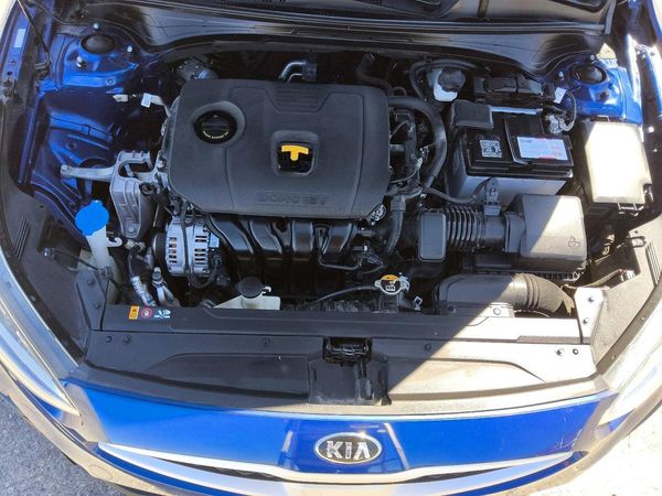 2020 KIA FORTE FE, LXS — Engine bay