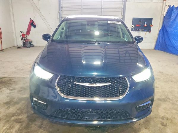 2022 CHRYSLER PACIFICA