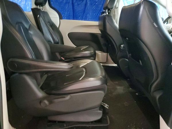 2022 CHRYSLER PACIFICA