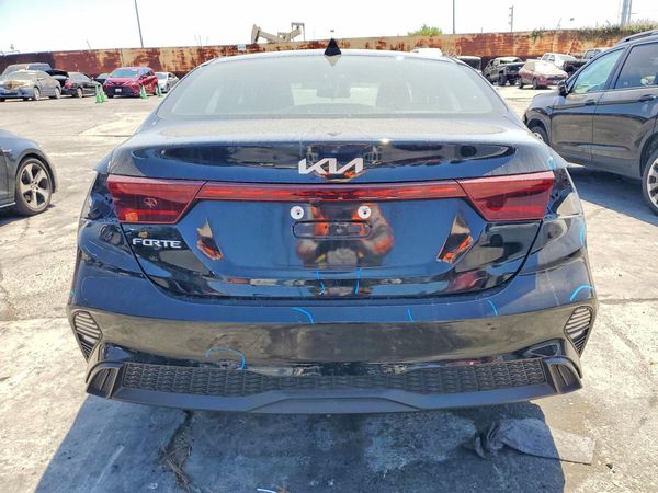 2024 KIA FORTE