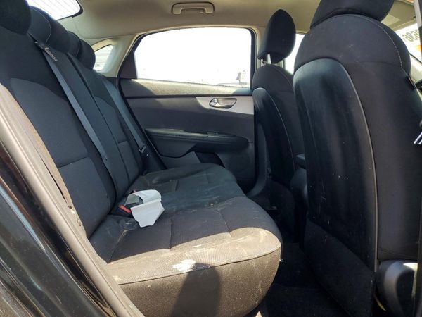 2024 KIA FORTE