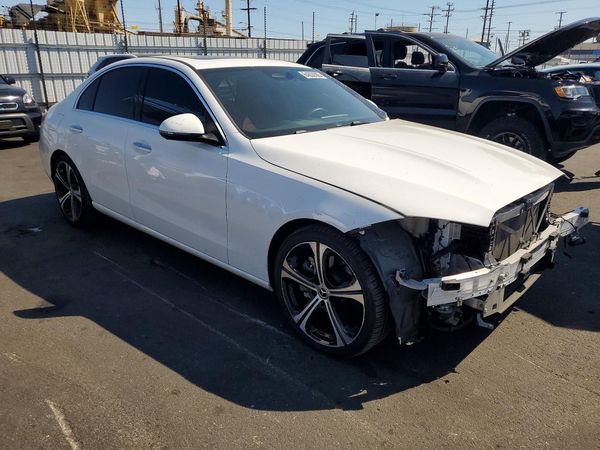 2024 MERCEDES-BENZ C C300