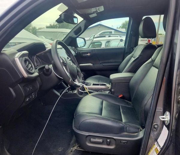 2023 TOYOTA TACOMA Limited