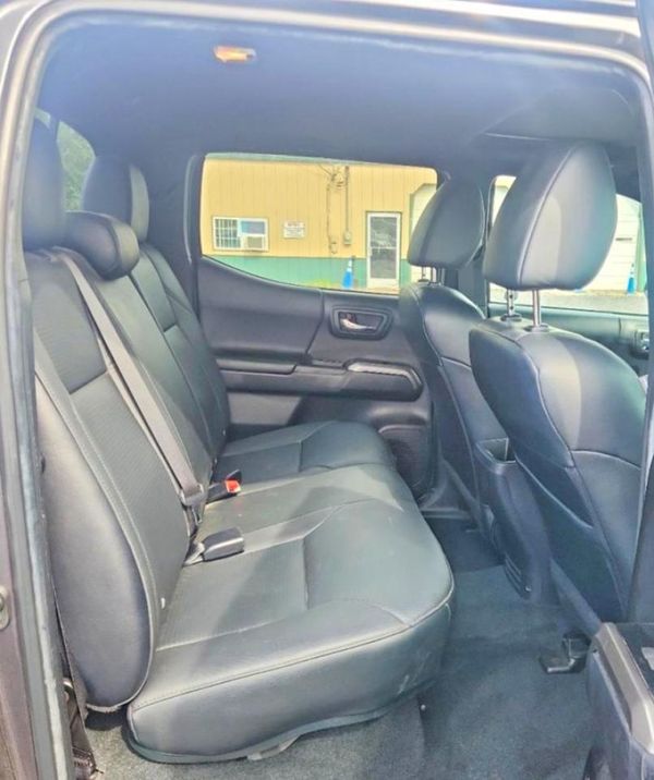 2023 TOYOTA TACOMA Limited