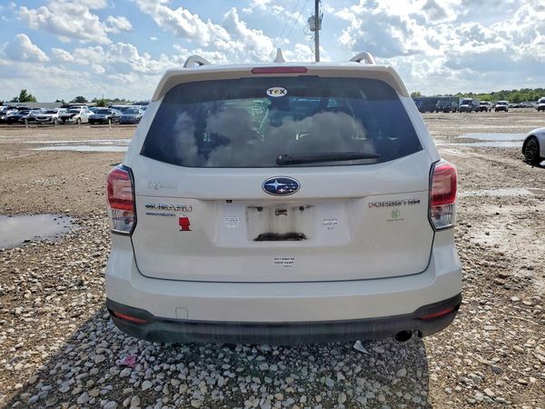 2018 SUBARU FORESTER Limited
